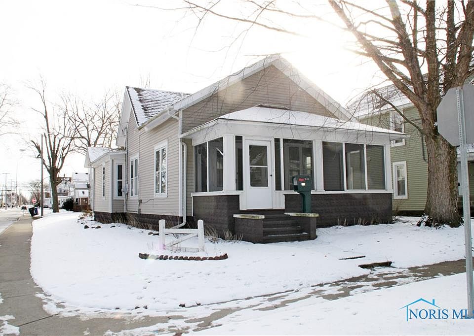1st image of 326 N Summit St