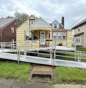 794 Sherman Ave, Sharon, PA, 16146