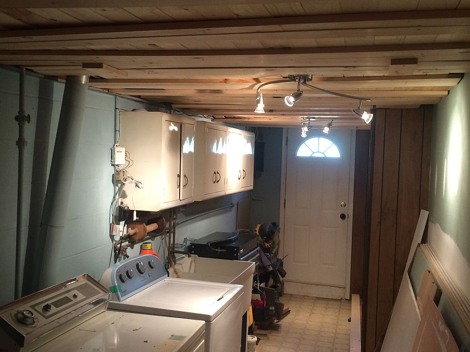 2nd image of 9214 Lansford St