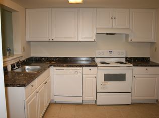 31 Plumly Way, Holland, PA 18966