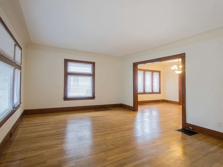 1137 Rathbone St SW #A — Photo 3