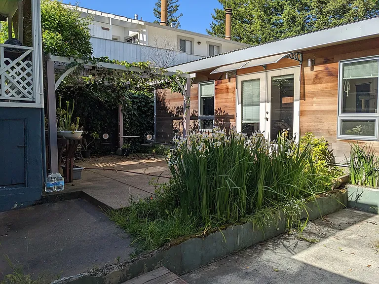 339A D St — Photo 9