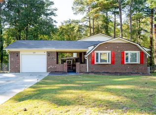122 S Ingleside Dr, Fayetteville, NC 28314