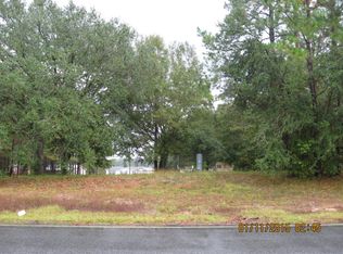 2800 Lakeview Dr, Donalsonville, GA 39845
