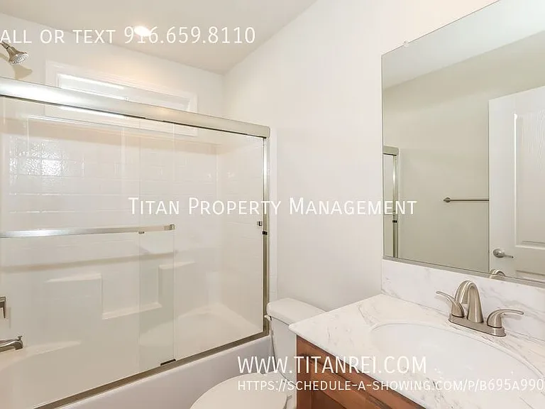 313 Vandenberg Cir — Photo 13