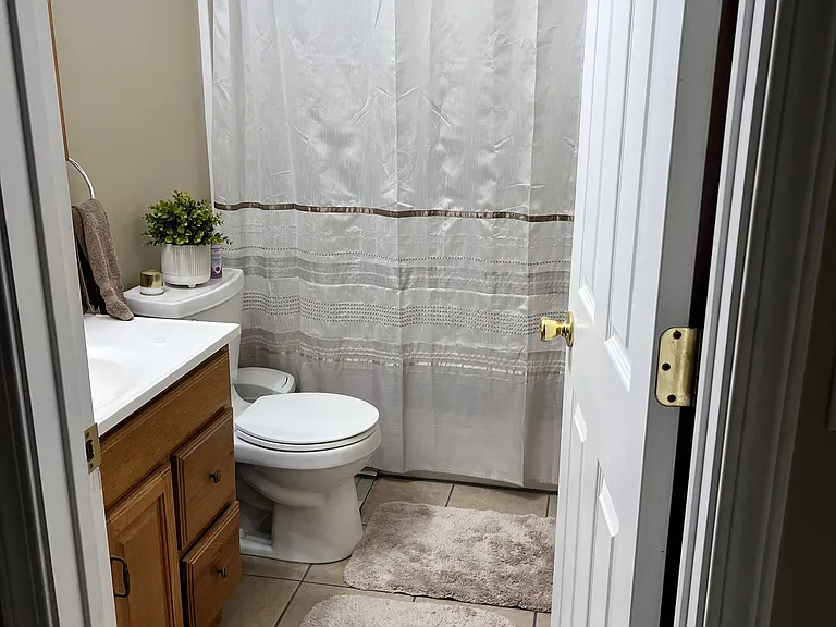 444 Oakleaf Ct #444 — Photo 4