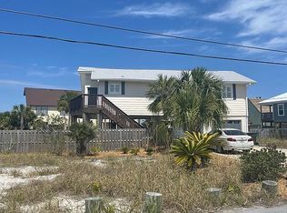 913 Panferio Dr, Pensacola Beach, FL 32561