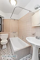 Rented by NextStopNY