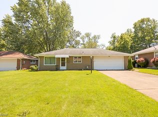 468 High St, Elyria, OH 44035