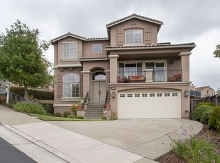 8230 Skyline Cir, Oakland, CA 94605