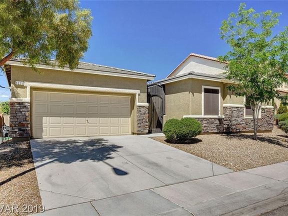2nd image of 8225 Pink Desert St