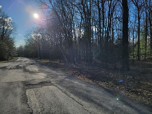 3rd image of Whippoorwill Dr #72