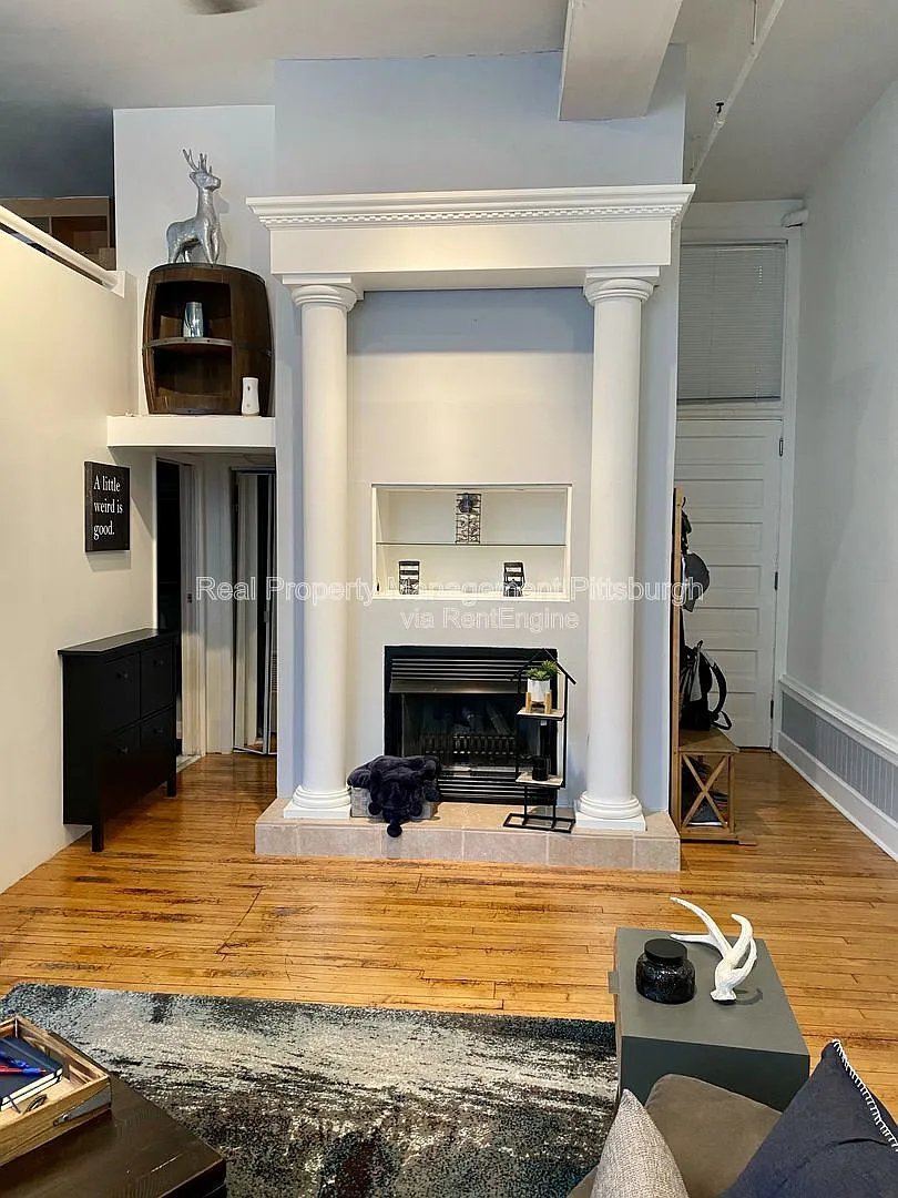 1 bed, 1.0 bath, 1200 sqft, $1,595 — Photo 3