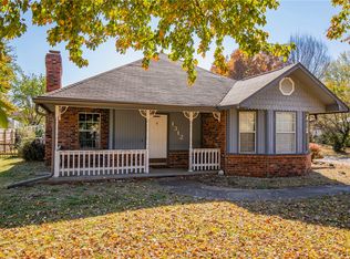 1312 Rozell St, Rogers, AR 72756