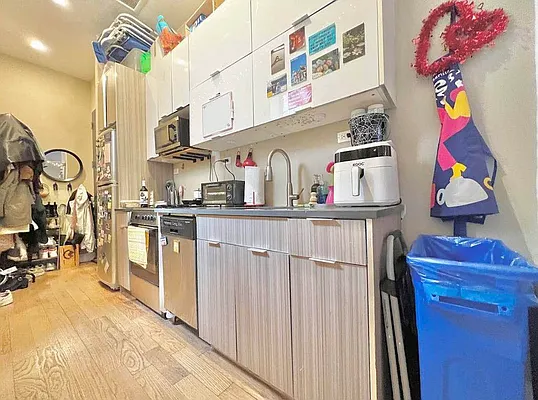 Rented by Doorway NYC, LLC | media 3