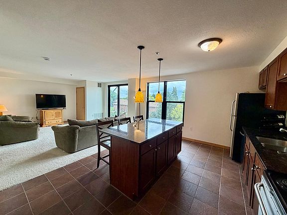 5th image of 1502 5th St N APT 403