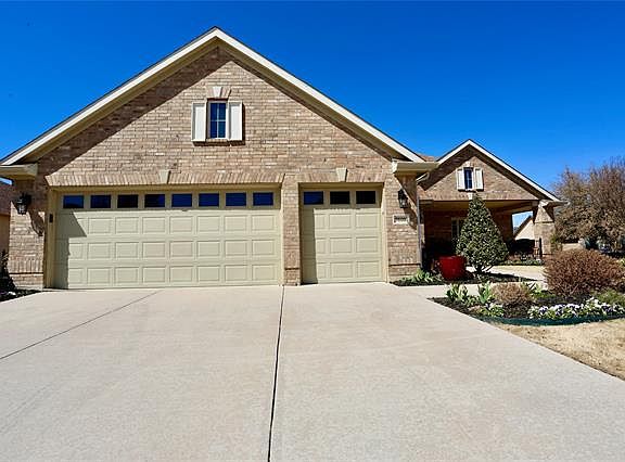 2nd image of 9800 Cypress St