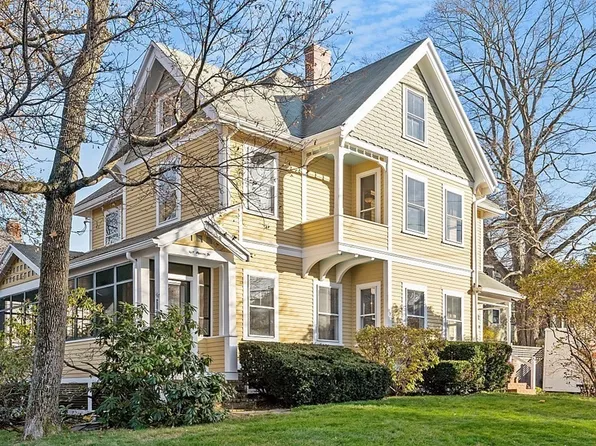 167 Porter St, Melrose, MA 02176