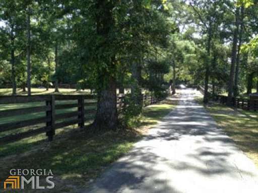 4th image of 694 Highway 279