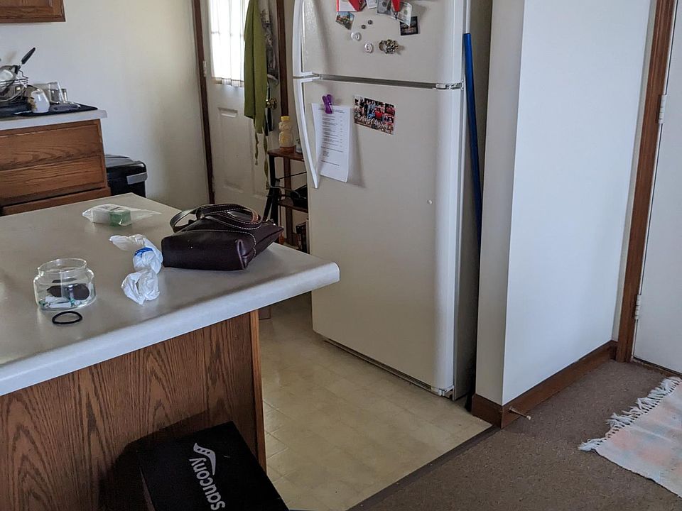 Kitchen/Refrigerator