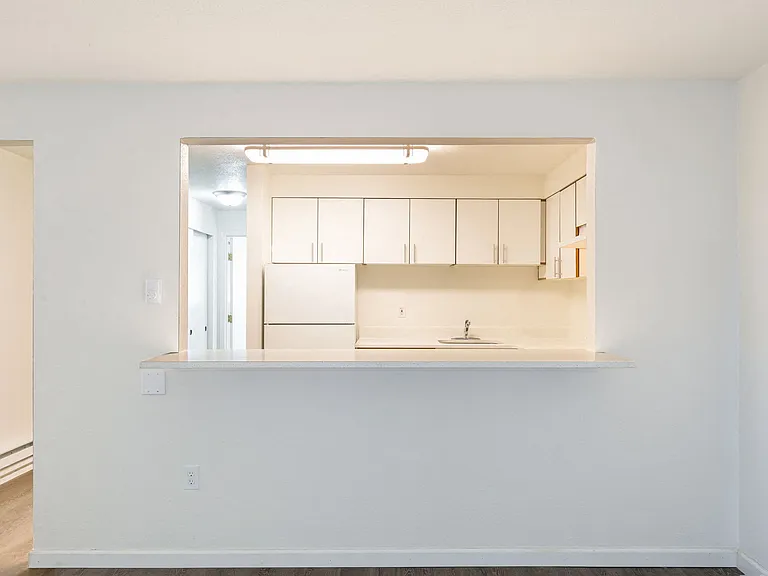 Bridgeview Flats — Photo 15
