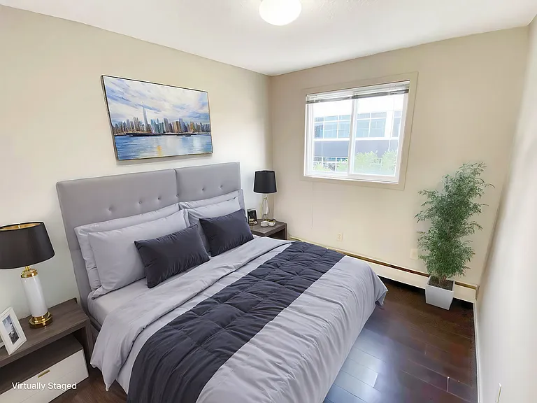 127 13th Ave SW — Photo 3