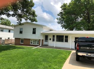 1609 Green St, Peru, IL 61354