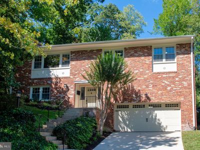 305 Mount Pl, Alexandria, VA, 22305