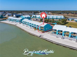 2292 N Fulton Beach Rd APT 201, Rockport, TX 78382