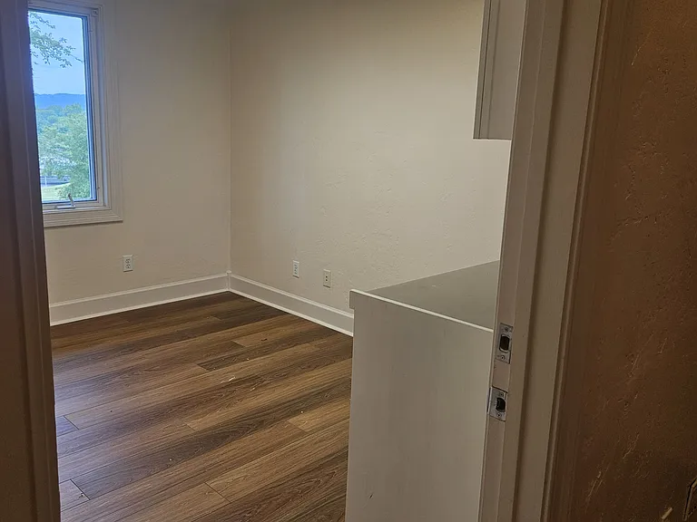 107 E Aspen Ln — Photo 54