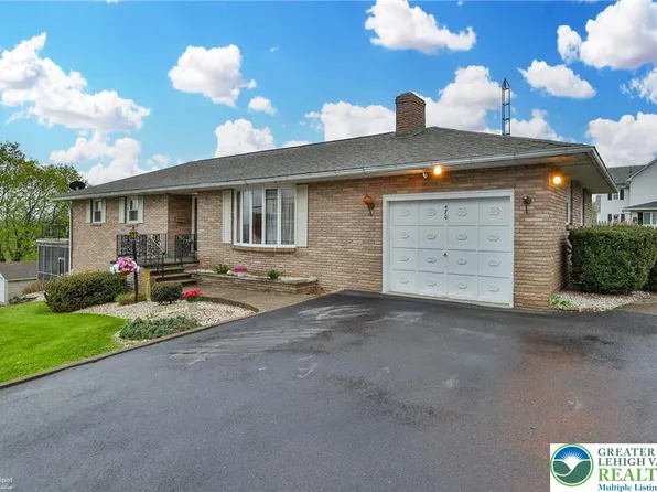 470 Division St, Bangor, PA 18013