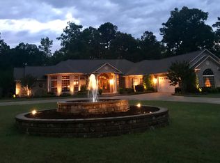 2 Champion Ridge Dr, Pine Bluff, AR 71603