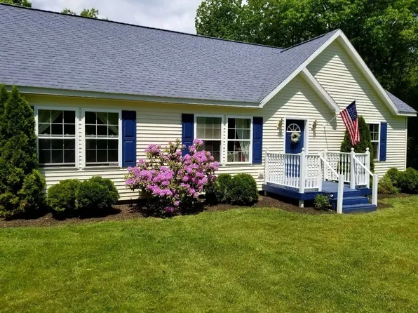 10 Willow Ln, Arundel, ME 04046