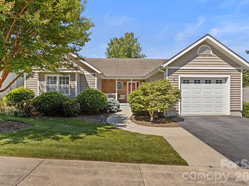 1st image of 237 Charlestown Dr