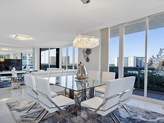 3rd image of 3100 N Ocean Boulevard #601