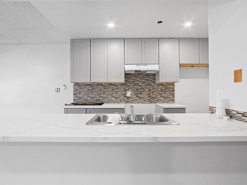 1st image of 4415 S Greenholme Dr #3