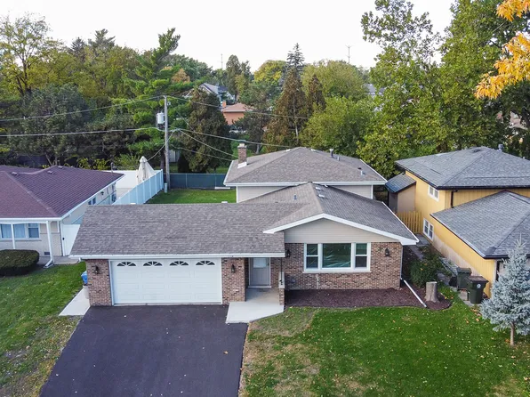 7716 Cronin Ave, Justice, IL 60458