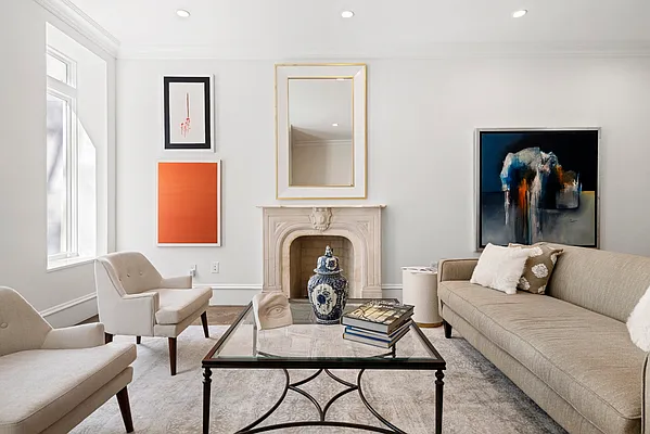 Sold by Nest Seekers International | media 3