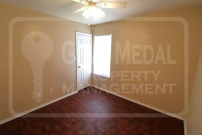 2806 Cantabrian Dr — Photo 10
