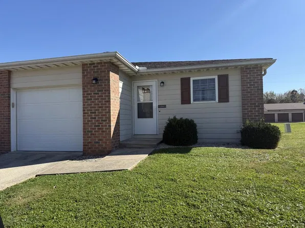 4 Walnut St, Frankfort, OH 45628
