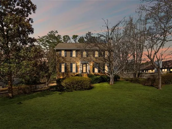 4481 Windsor Oaks Dr, Marietta, GA 30066