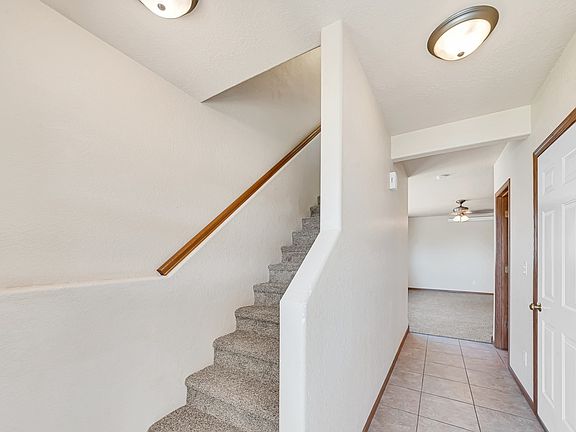 2nd image of 1311 E Oakland St #B