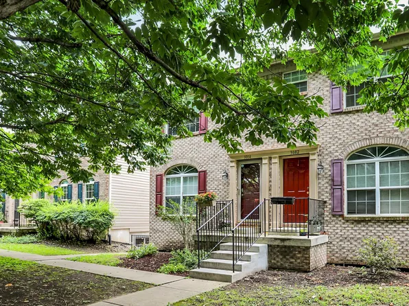 3084 Armory Dr, Indianapolis, IN 46208