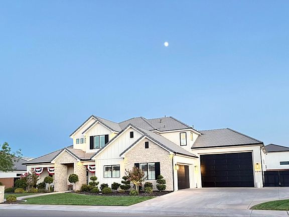 2nd image of 3042 E Blue Quartz Dr
