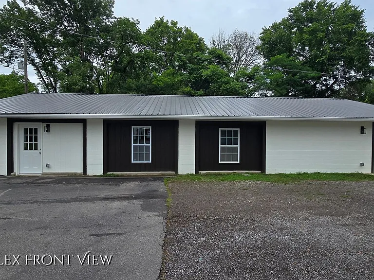 3169 Earhart Rd #C — Photo 1