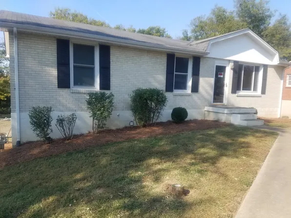 4828 Whittier Dr, Old Hickory, TN 37138