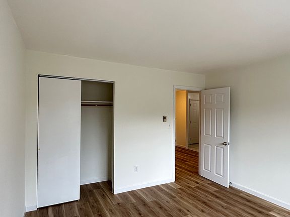 3rd image of 14 Embassy Rd #36