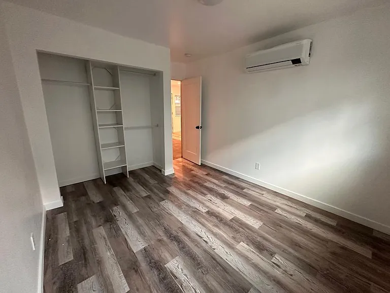 2146 Felspar St #2146 — Photo 8