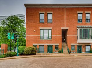 641 S Ashland Ave APT A, Chicago, IL 60607