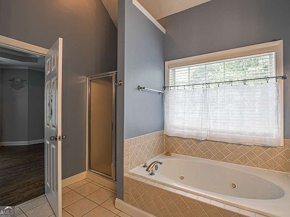 4th image of 151 Dumar Ln